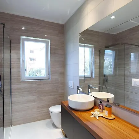 Apartman New!!! 2024 Marea With Xxl Sunny Terrace Poreč