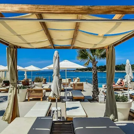 New!!! 2024 Marea With Xxl Sunny Terrace Poreč